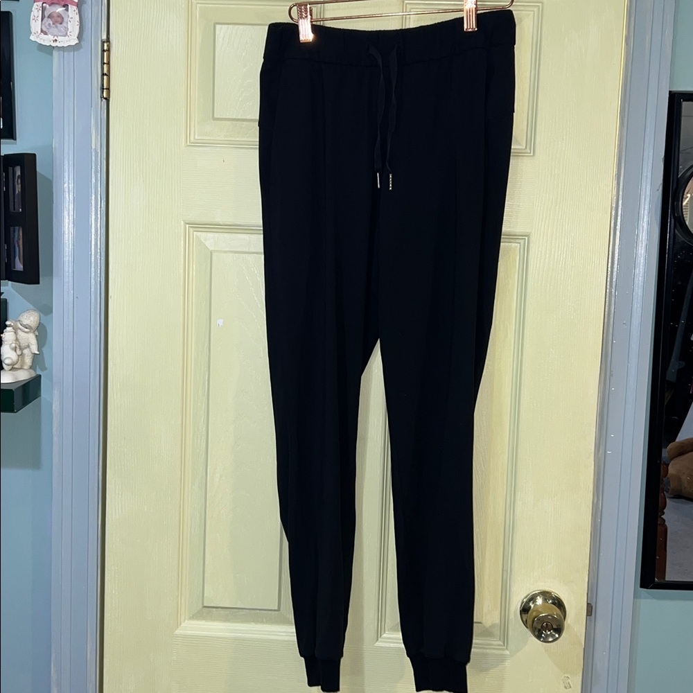 Lululemon Charcoal joggers 27” inseam